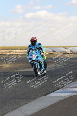 media/Nov-03-2024-TrackDaz (Sun) [[44580f4982]]/B Group/1220pm (Wheelie Bump)/